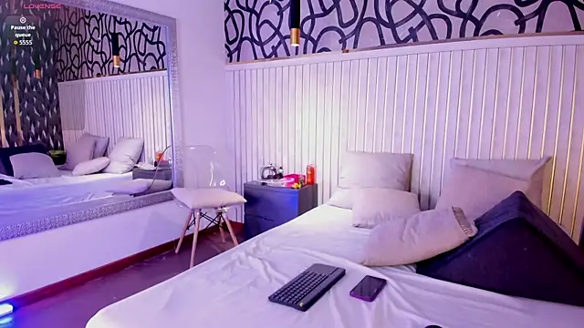 Sasha_Volmont webcam