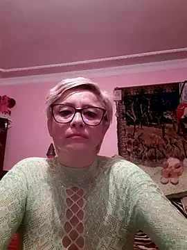 LunaBlaise webcam