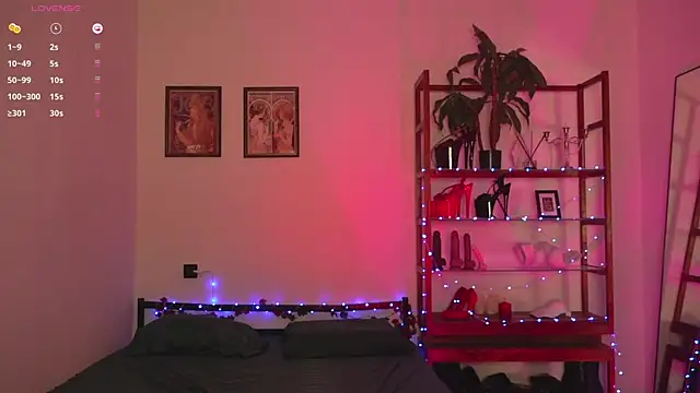 Olivia_Faye webcam