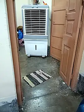 Bantyroy551 webcam
