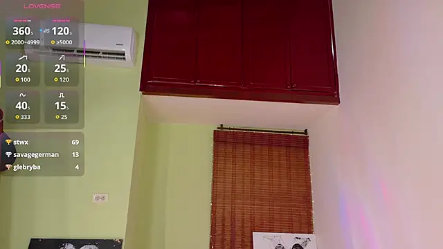 emma__blanco (F young) - 30 squats