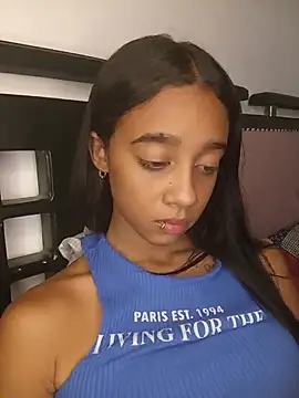 Zoe_Sweett18 webcam