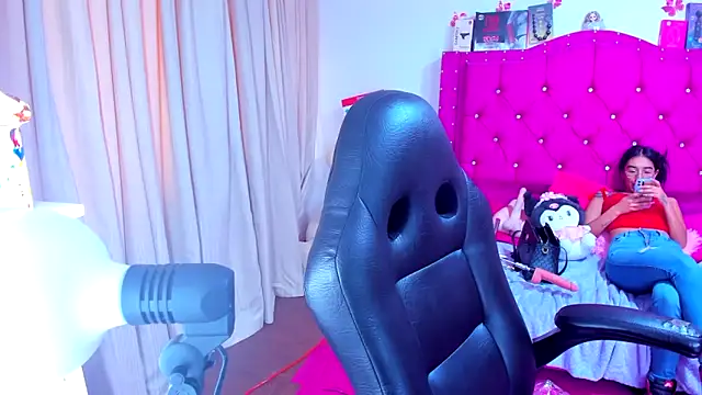 Luna_Analya webcam
