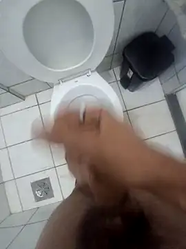Teusnovinho28 webcam