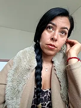 Watch Luianna live on EroticFlix - High definition streams
