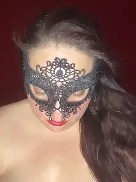 Lolaqueen870 webcam