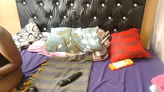 PunkinbuttXx05 webcam