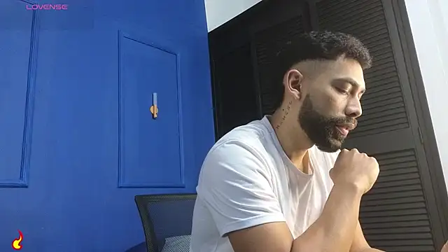 Blade_millerr webcam