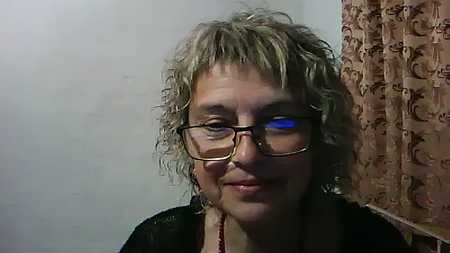 ElizabethGorden live cam on StripChat