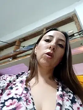 Mia_Novikov webcam