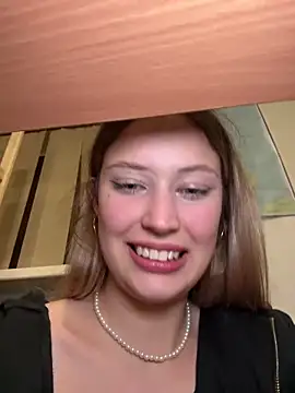 blonde_exe webcam
