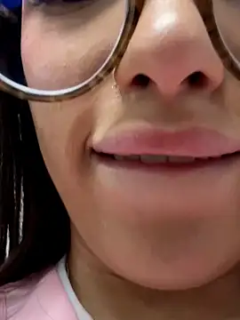 Sweet_Milaa1 webcam