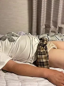 ASAMI137 live cam on StripChat