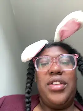 bunbun420247 live cam on StripChat