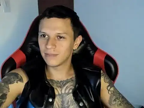 Masterdave7 live cam on StripChat