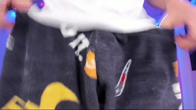 Ethan_Boyy webcam