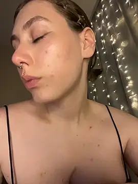 Molli_Luv webcam
