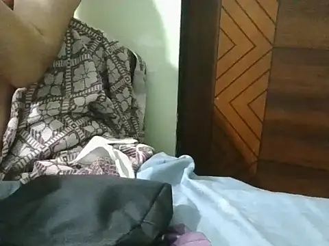 Roshani_hoty webcam