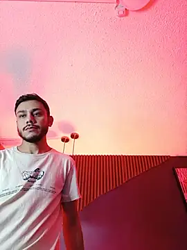 Boss_Domiinator webcam