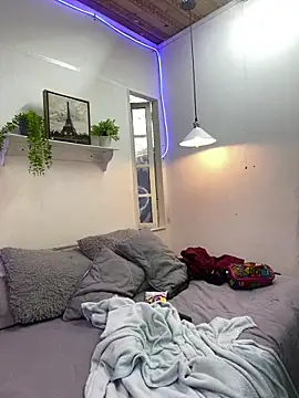 Andrea_secret_ webcam