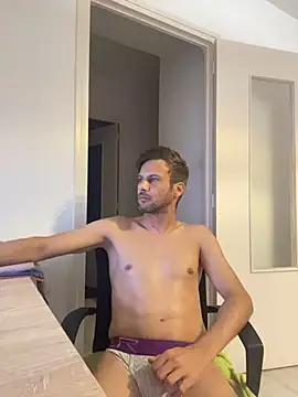 babyboy2021xxx webcam