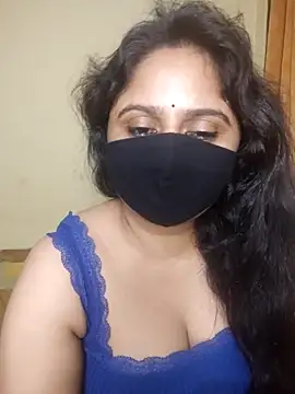 Sravvi499 webcam