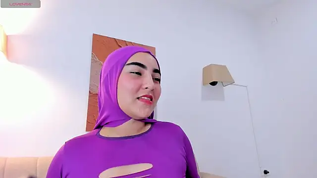 Watch Malika_Noor live on EroticFlix - High definition streams