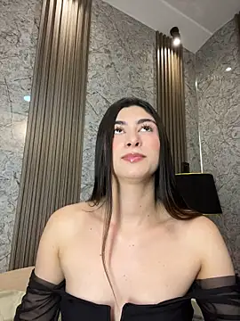 Watch evelyn_hills live on EroticFlix - High definition streams