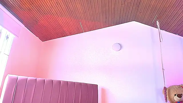 Watch mia_gyutarouwu live on EroticFlix - High definition streams