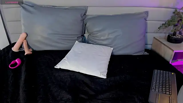 Miia_ferrarii webcam