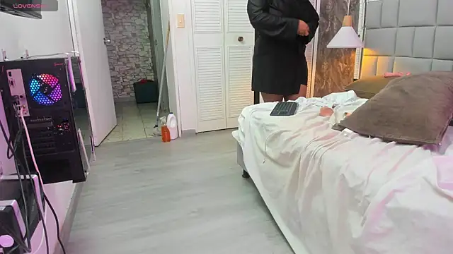 DANIKA_B webcam