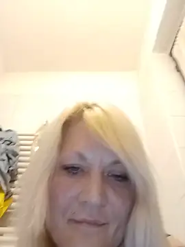 WorryingFaille webcam