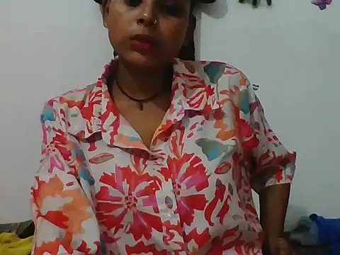 RADHIKA_SINGH8 webcam