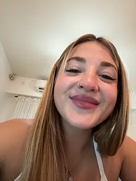 dolcemarrrr live sex cam