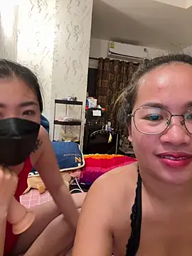 Watch Ponthip live on EroticFlix - High definition streams