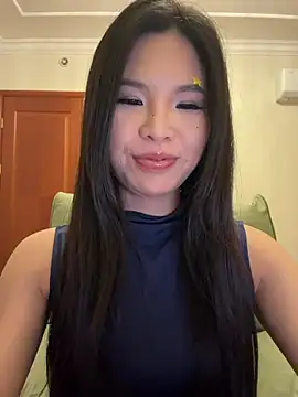 Watch yy22111 live on EroticFlix - High definition streams