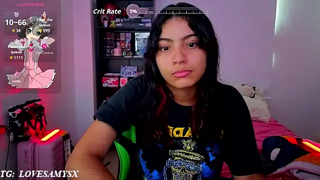 Lovelyamyy webcam