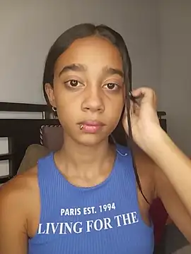 Zoe_Sweett18 webcam