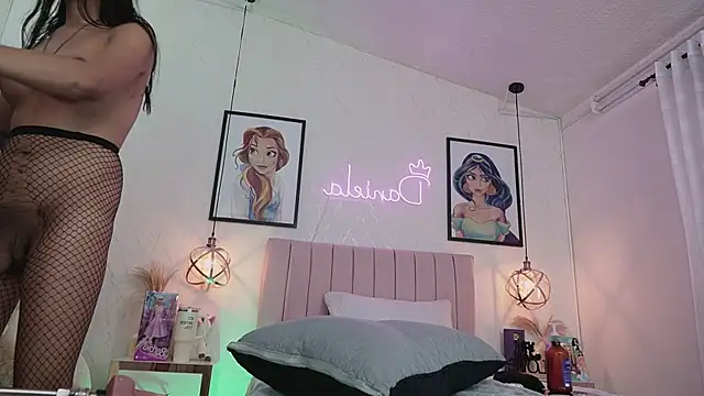 dani_parker_ webcam