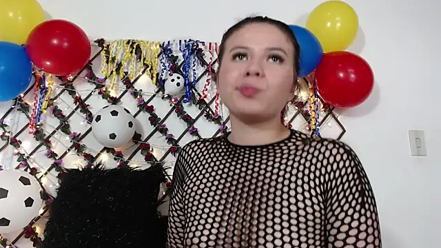 Samantha_Wallker live cam on StripChat