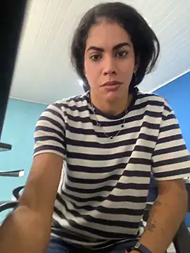 sabrinaneves live cam on StripChat