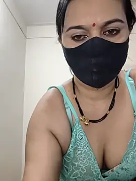 HeartlessGirl webcam