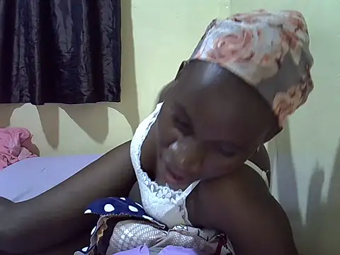 Gorgeous-maya webcam