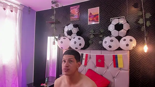 Tony_Zackk webcam