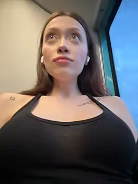 citylynx (F young) - Sit on camera in panties