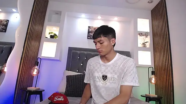 adrianstark_ (M twink) - full naked
