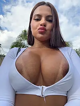 Irina_Velvett webcam