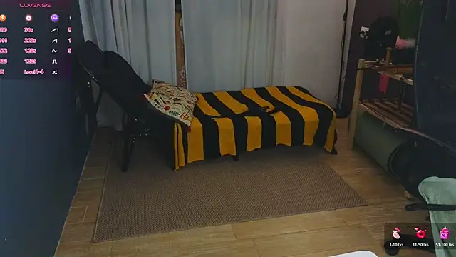 laracroftmansion webcam