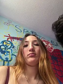 Valery_Salmons webcam