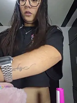 Isax_red webcam